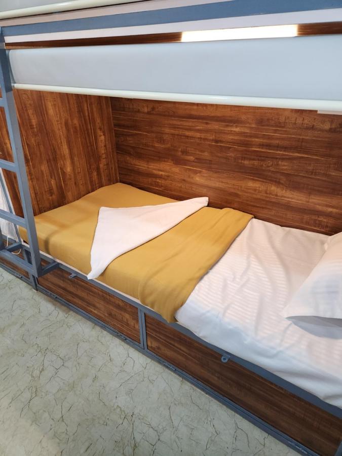 Sahil Ac Dormitory 纳威孟买 外观 照片